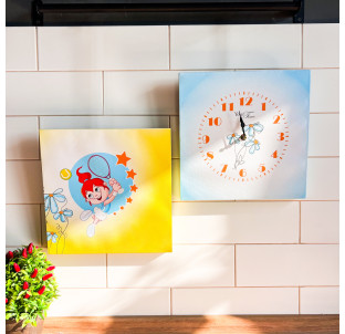 06-115 Годинник настінний Дитячий на полотні Тенісистка 28*28см - фото