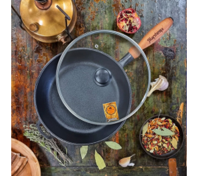 Т304С3 Сковорода чавунна 24*6см з дерев\'яною ручкою зі скляною кришкою - фото