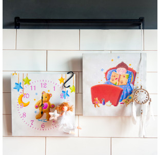 06-108 Годинник настінний Дитячий на полотні Ведмедик 28*28см - фото