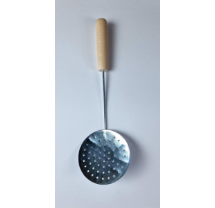 101-032 Шумовка металева з девер'яною ручкою 30х10см - фото