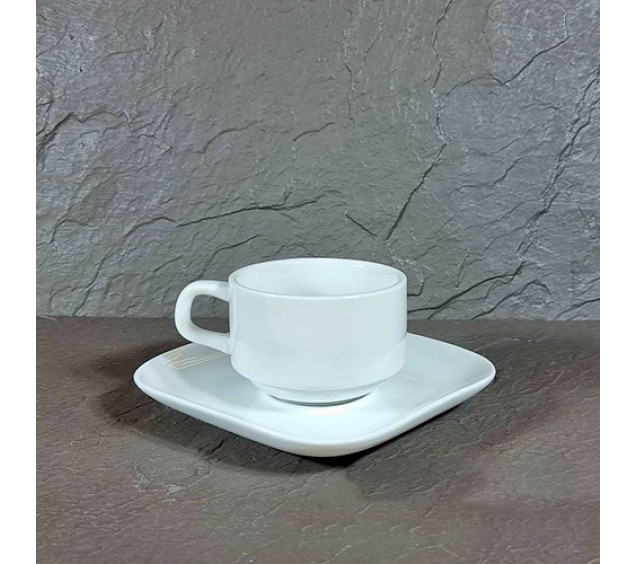 13640-00 Чашка з блюдцем біла (чашка-180 мл,блюдце-14,2 см)(варіант) - фото