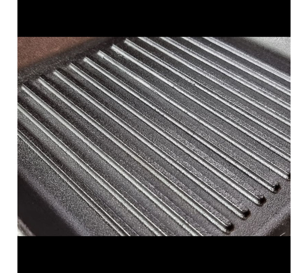 Т307 Сковорода чавунна 28*28*4см квадратна (гриль) - фото 2